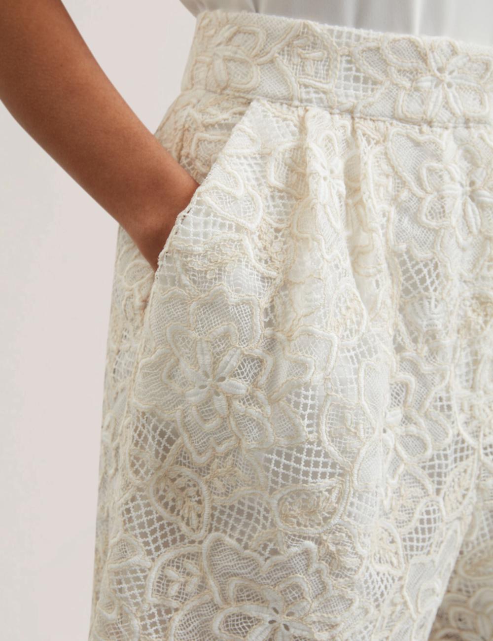 Ted Baker BOWIA - Lace High Waisted Tailored Korte Broek Dames Ivory | YTXM-15760