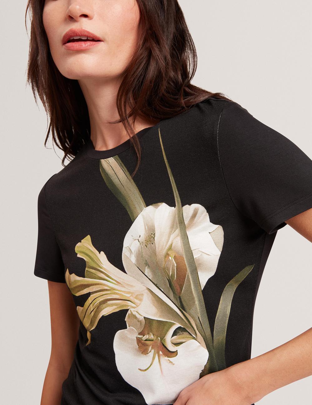 Ted Baker GORGAA - Floral Graphic Fitted Short Sleeve T-shirts Dames Zwart | TBSO-31275