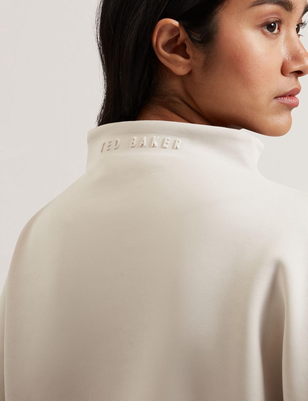 Ted Baker HALIYY - Funnel Neck Boxy Short Sleeve Sweatshirts Dames Ivory | BGJA-06375