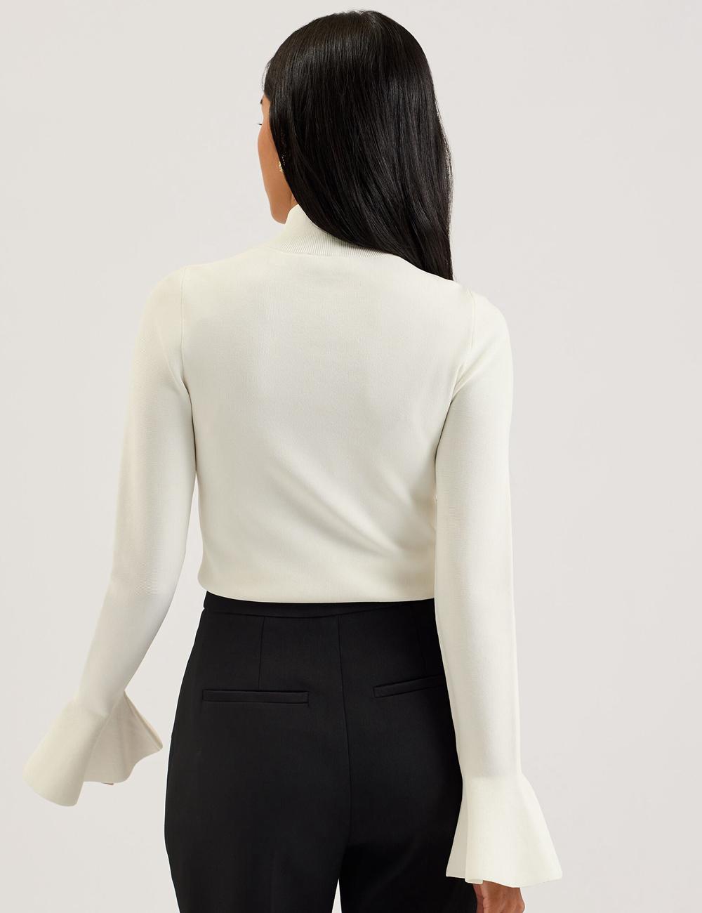 Ted Baker LAYNHA - Flared Sleeve High Neck Knitted Top Jumpers Dames Ivory | CIJT-63150