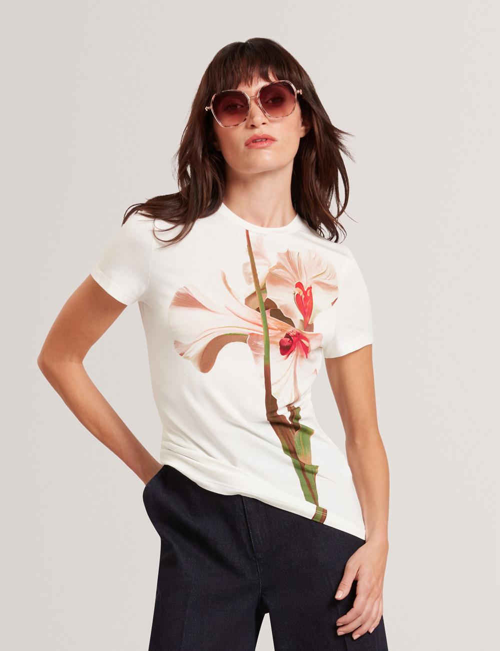Ted Baker MEELIEE - Floral Graphic Fitted Crew Neck T-shirts Dames Roze | JNDA-82317