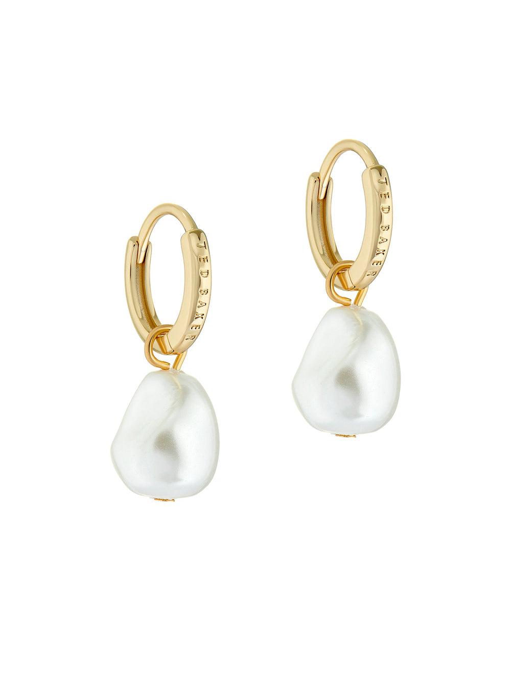 Ted Baker PERIAA - Pearl Drop Pendant Huggie Oorbellen Dames Goud | NDKT-42761