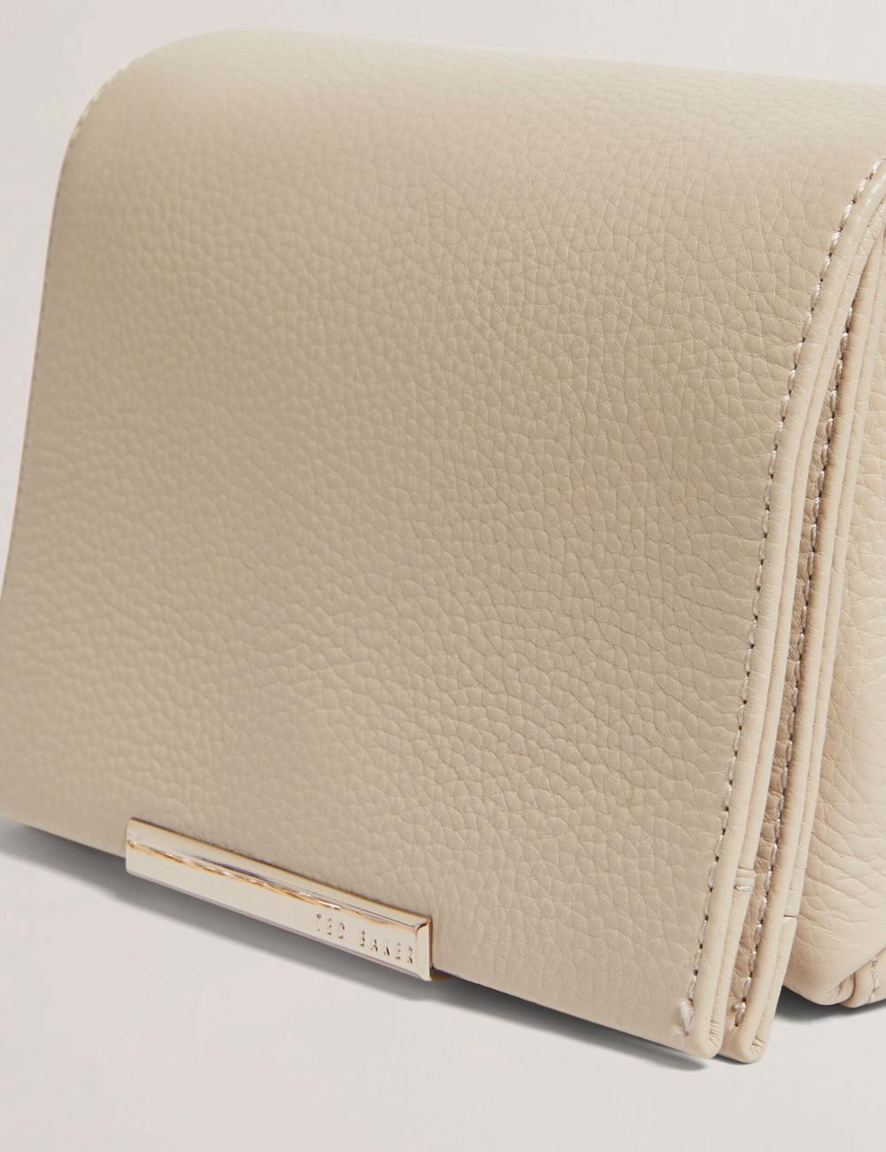 Ted Baker ROUSEN - Bar Detail Fold Over Leather Crossbodytassen Dames Ecru | YKFJ-70293